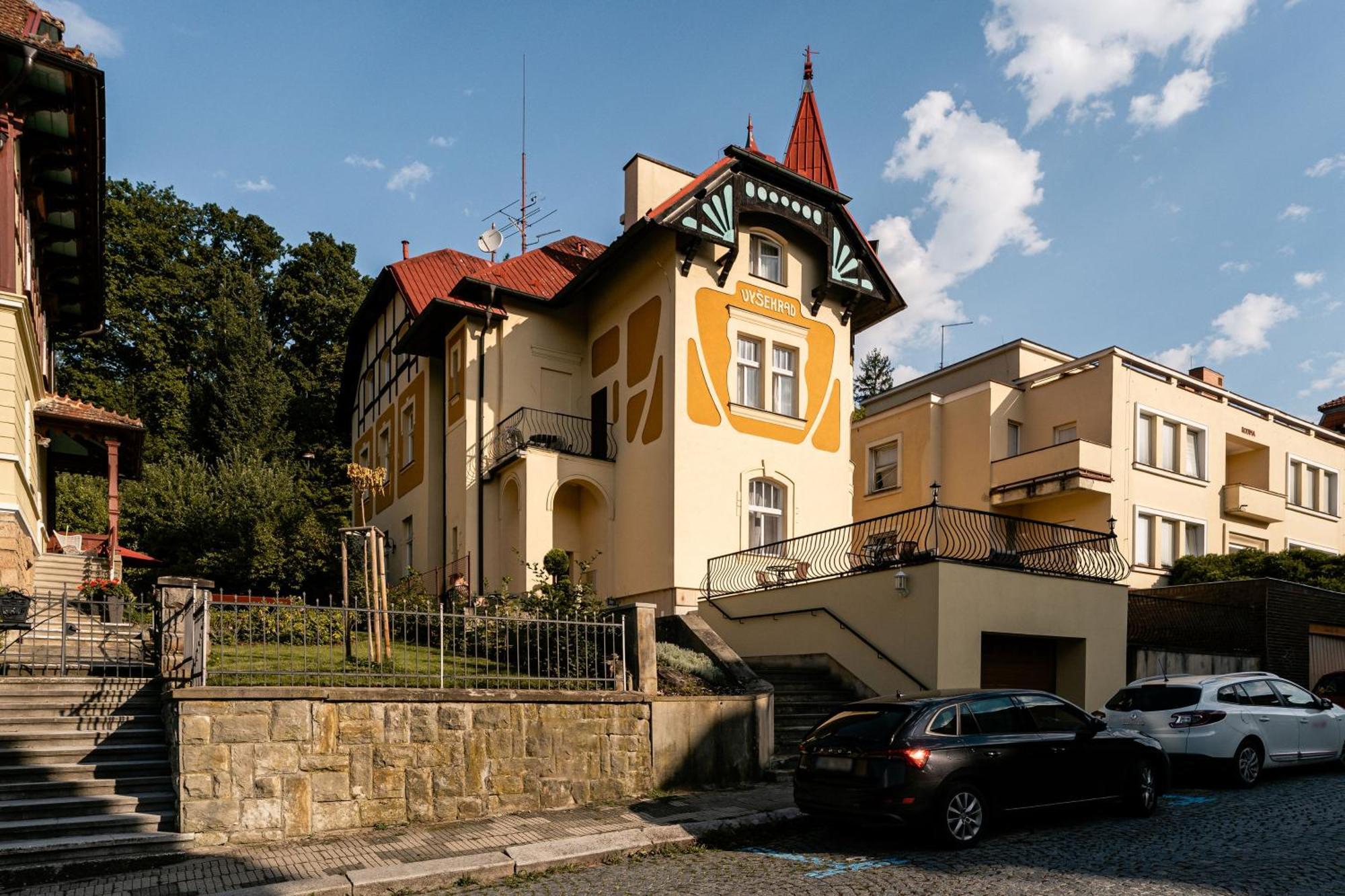 Vila Vysehrad Luhačovice Dış mekan fotoğraf